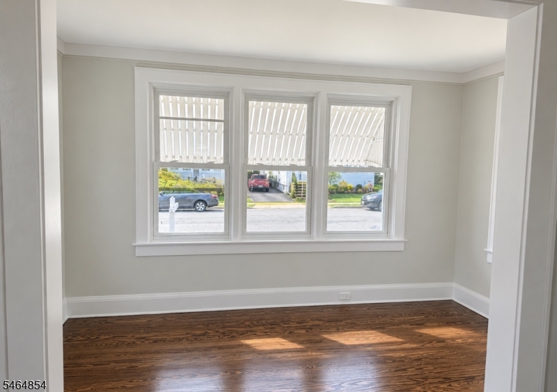 84 2ND Avenue Raritan NJ 08869