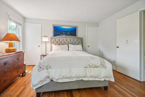 305 Lupine Way Millburn NJ 07078