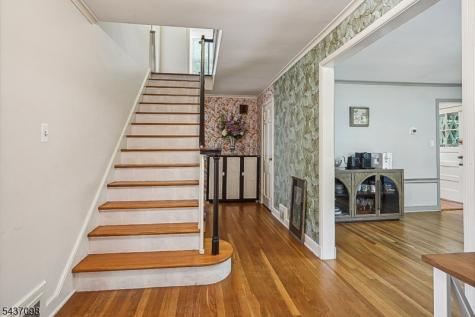 305 Lupine Way Millburn NJ 07078