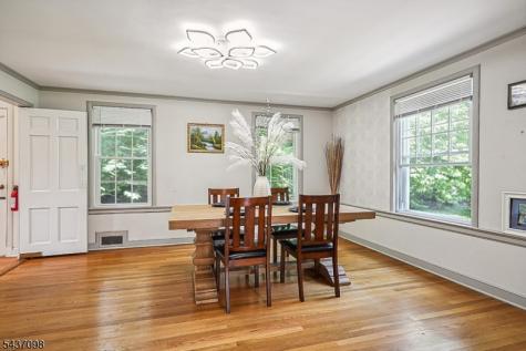 305 Lupine Way Millburn NJ 07078