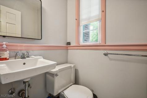 305 Lupine Way Millburn NJ 07078