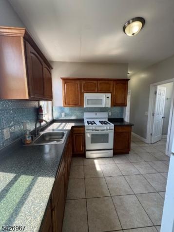 23 Elliott Street Newark NJ 07104