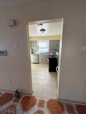 1486 Hiawatha Avenue Hillside NJ 07205