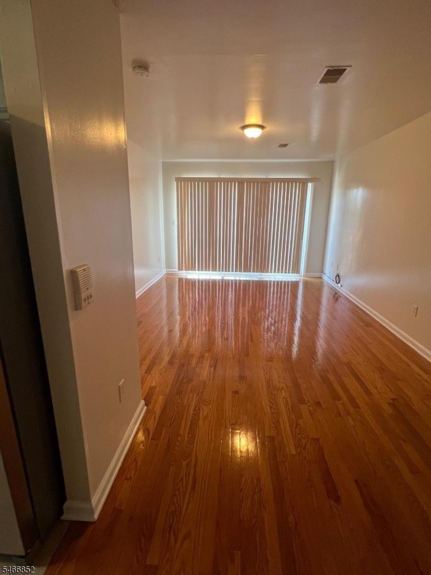 75 Littleton Avenue Newark NJ 07107