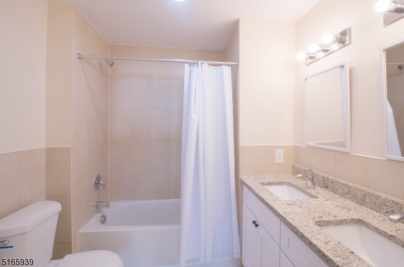 1664 Stuyvesant Avenue Union NJ 07083