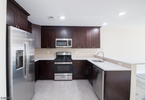 1664 Stuyvesant Avenue Union NJ 07083