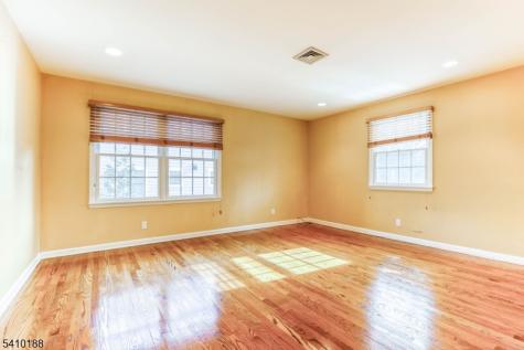 11 Wordsworth Road Millburn NJ 07078