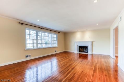 11 Wordsworth Road Millburn NJ 07078