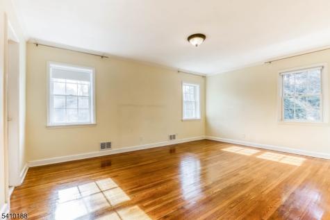 11 Wordsworth Road Millburn NJ 07078