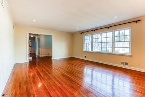 11 Wordsworth Road Millburn NJ 07078