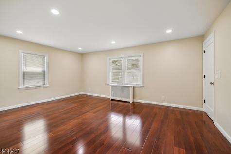 19 Rosedale Avenue Montclair NJ 07042