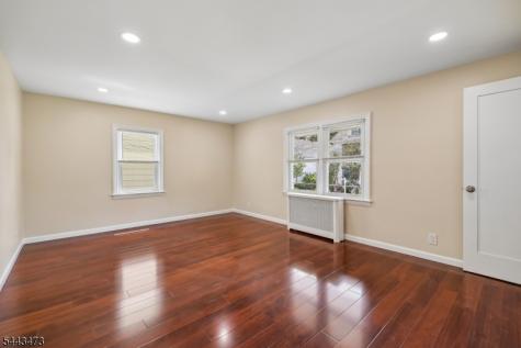 19 Rosedale Avenue Montclair NJ 07042