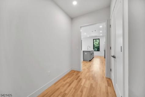 1037 Amboy Avenue Edison NJ 08837
