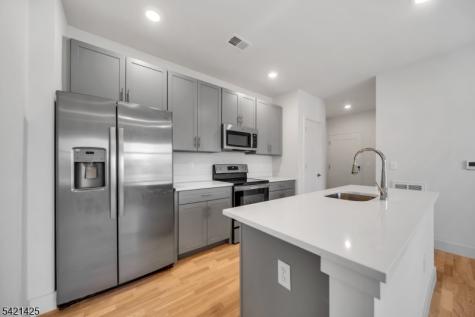1037 Amboy Avenue Edison NJ 08837