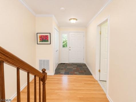 28 Aberdeen Drive Mendham NJ 07945
