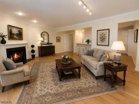 28 Aberdeen Drive Mendham NJ 07945