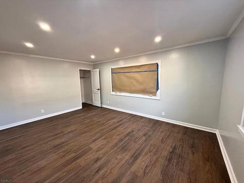 168 Tuxedo Parkway Newark NJ 07106
