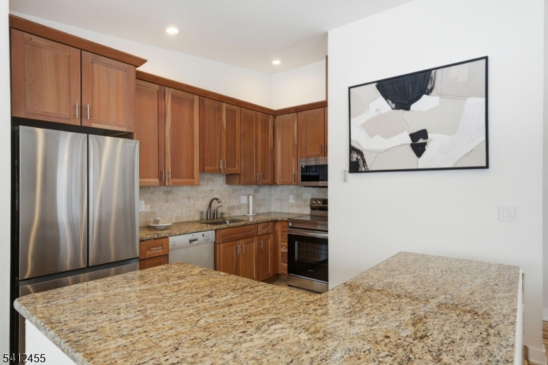 160 Overlook Drive Union NJ 08809