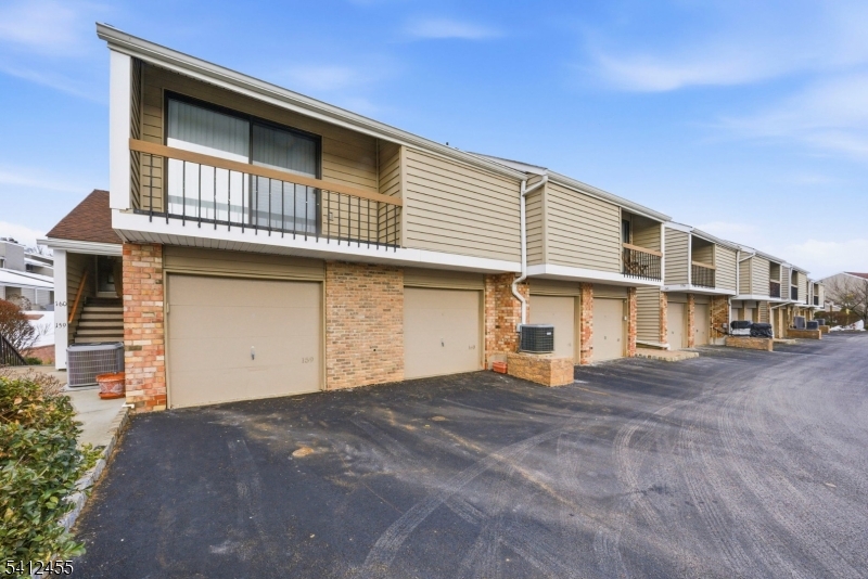 160 Overlook Drive Union NJ 08809