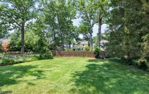 23 Gates Avenue Summit NJ 07901
