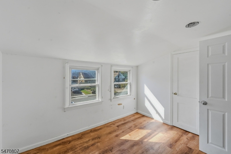28 Carrelton Drive Paterson NJ 07522