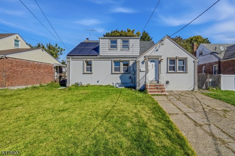 28 Carrelton Drive Paterson NJ 07522