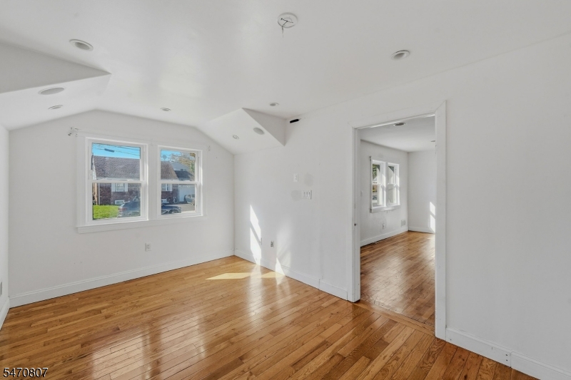 28 Carrelton Drive Paterson NJ 07522