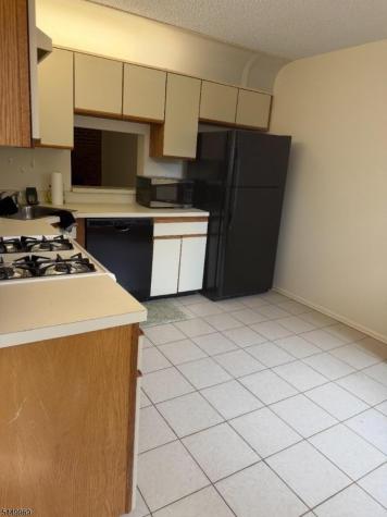 439 Penns Way Bernards NJ 07920