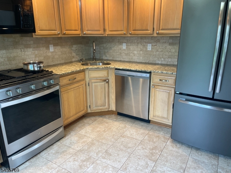 62 Gregory Lane Franklin NJ 08823