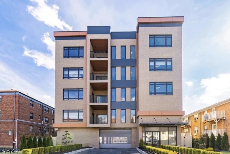 310 W Jersey Street Elizabeth NJ 07202
