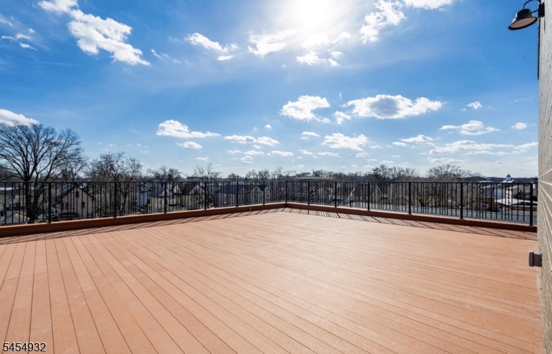 310 W Jersey Street Elizabeth NJ 07202