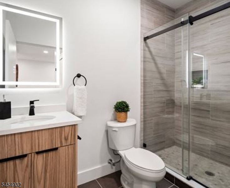 310 W Jersey Street Elizabeth NJ 07202