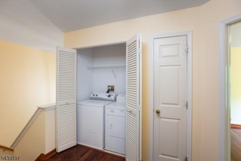 106 Wallace Court Green Brook NJ 08812