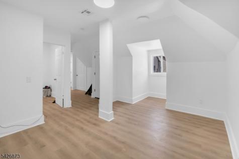 44 Farley Avenue Newark NJ 07108