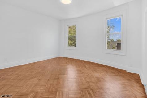 44 Farley Avenue Newark NJ 07108