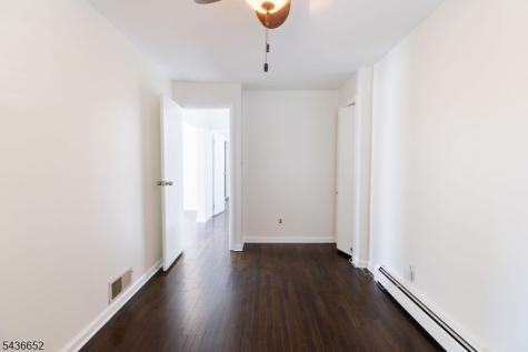 210 Globe Avenue Union NJ 07083