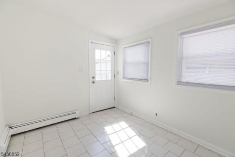 210 Globe Avenue Union NJ 07083