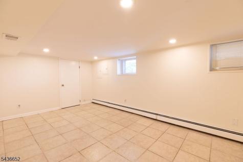 210 Globe Avenue Union NJ 07083