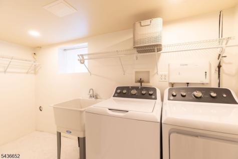 210 Globe Avenue Union NJ 07083