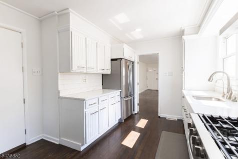 210 Globe Avenue Union NJ 07083