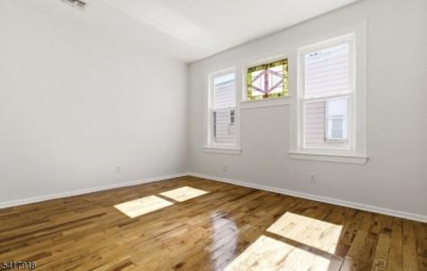 182 Norwood Street Newark NJ 07106