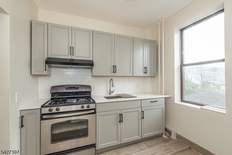 7111 Palisade Avenue North Bergen NJ 07047