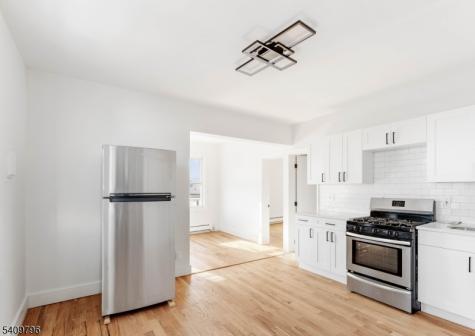 521 Bayway Avenue Elizabeth NJ 07202