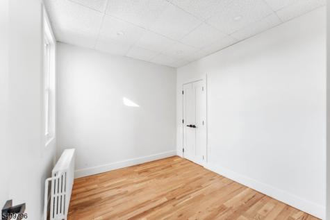 521 Bayway Avenue Elizabeth NJ 07202