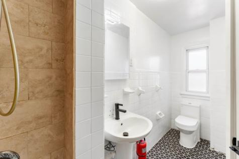 521 Bayway Avenue Elizabeth NJ 07202