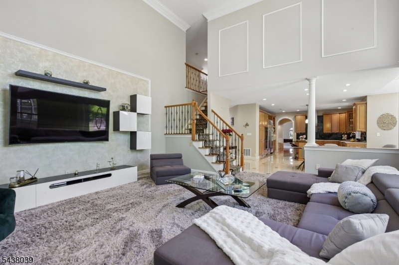 11 Valley Wood Drive Franklin NJ 08873