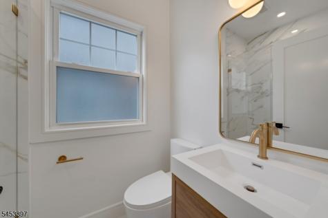 20 Lexington Avenue Montclair NJ 07042