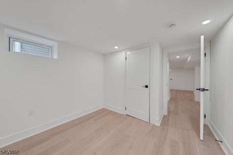 20 Lexington Avenue Montclair NJ 07042