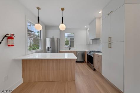 20 Lexington Avenue Montclair NJ 07042