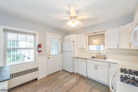 74 Pine Street Verona NJ 07044